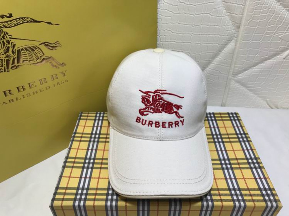 Bv*b*rry Hat